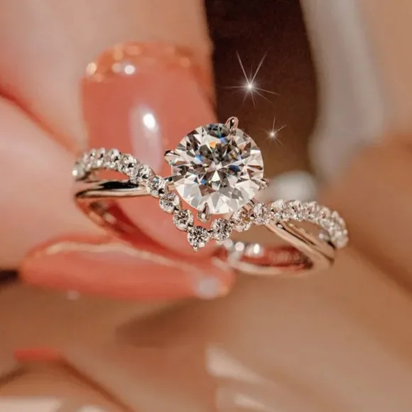 925 Sterling Silver White Sapphire Diamond Ring - Picture 11 of 11